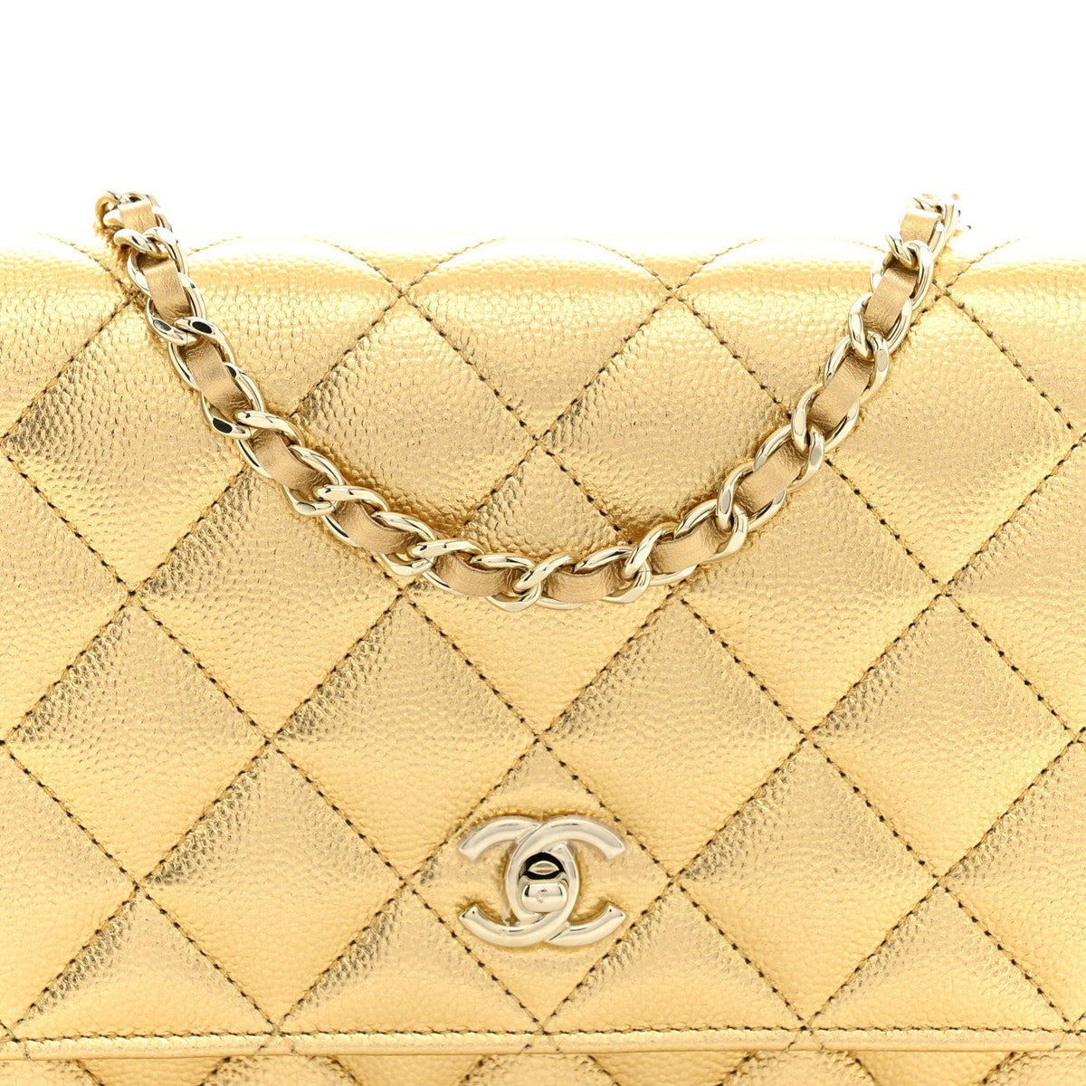 Metallic Caviar Quilted CC Turnlock Wallet On Chain WOC Gold