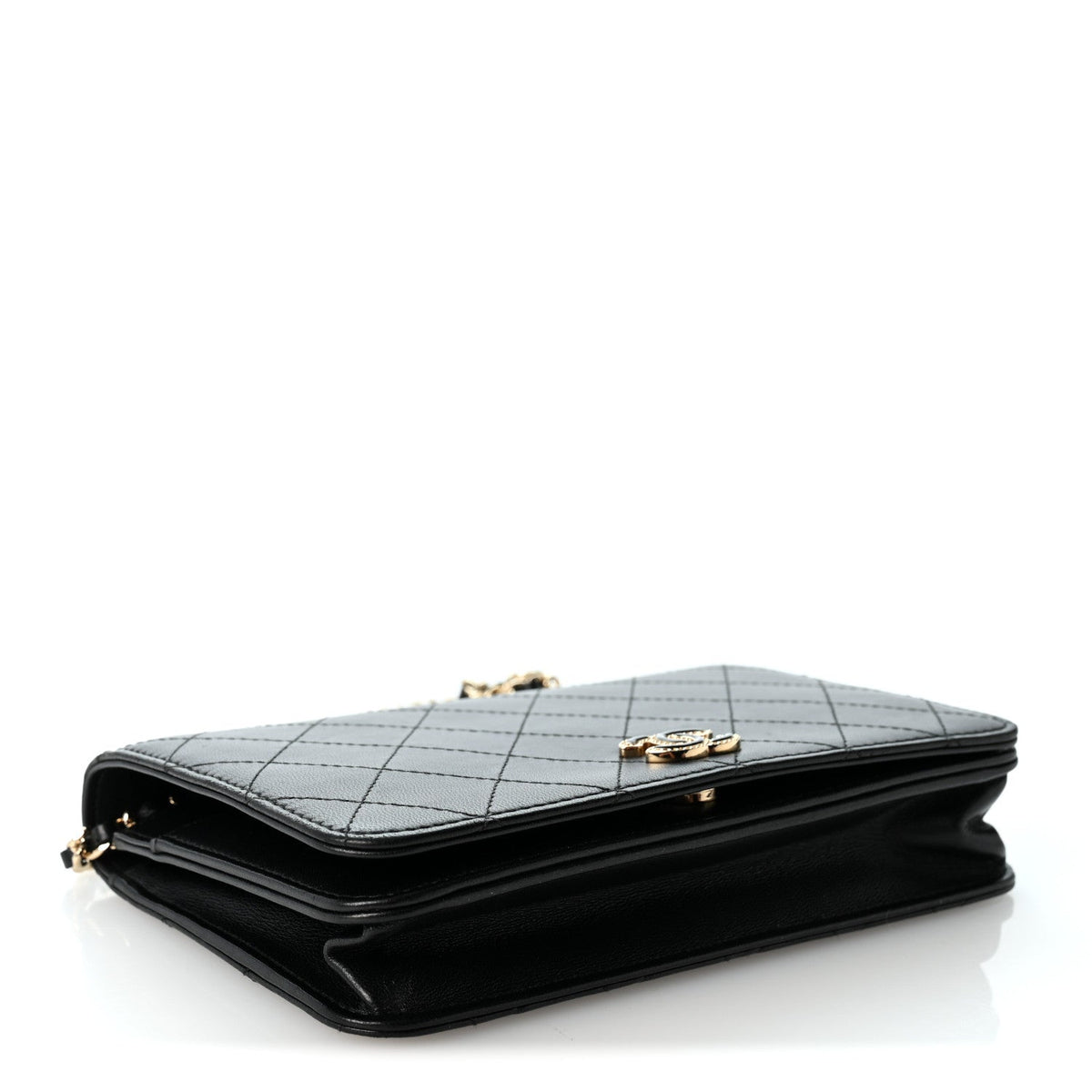 Lambskin Quilted Enamel CC Wallet on Chain WOC Black